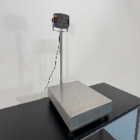 OHAUS Defender 3000 Digital Scale image 1
